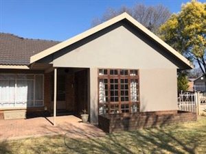 3 Bed House in Flimieda