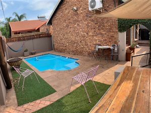 4 Bed House in Wierda Glen