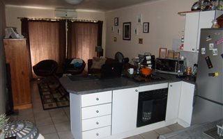 2 Bedroom Apartment in Bronberrick