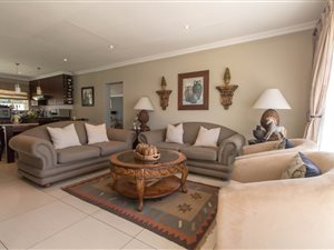 2 Bed Townhouse in Brackendowns