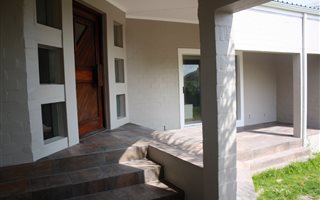 4 Bedroom House in Myburgh Park