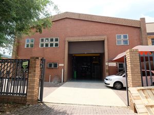 490 m² Industrial space in Founders Hill