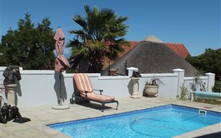 2 Bedroom Apartment in Helderberg Estate
