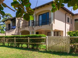 4 Bed Townhouse in Umhlali Golf Estate