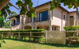4 Bedroom Townhouse in Umhlali Golf Estate