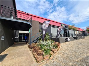 335 m² Commercial space in Kramerville