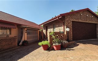 3 Bedroom House in Edenglen