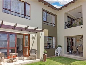 3 Bed Cluster in Fourways