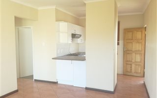 2 Bedroom House in Wilgeheuwel