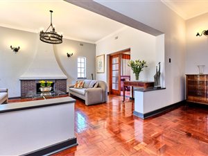 3 Bed House in Franklin Roosevelt Park