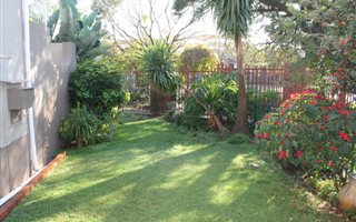 3 Bedroom Simplex in Lynnwood Ridge
