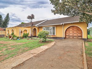 3 Bed House in Bisley Heights