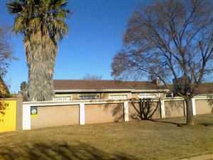 3 Bed House in Steel Park
