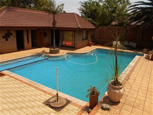3 Bed House in Harmelia
