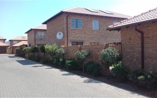 3 Bedroom Townhouse in Annlin
