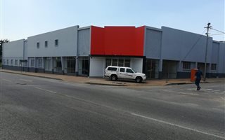 2400 m² Industrial space in Springs Central