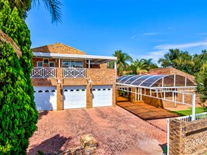 5 Bed House in Blue Gill
