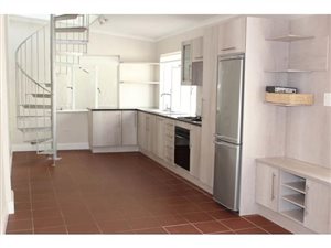 1 Bedroom Garden Cottage in Craighall Park