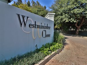 2 Bed Apartment in Bryanston