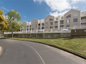 2 Bed Apartment in La Colline