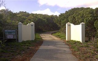 1008 m² Land available in Beachview