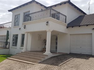 4 Bed House in Mooikloof Gardens
