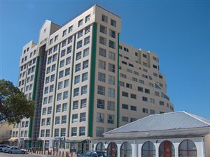 2 Bed Apartment in Strand Central