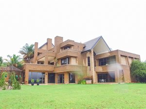 5 Bed House in Mooikloof Equestrian Estate