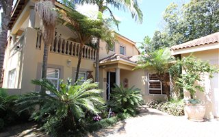 4 Bedroom House in Waterkloof Ridge
