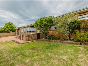 3 Bed House in Hartenbos Heuwels