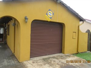 3 Bed House in Mayberry Park