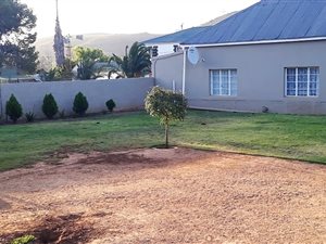 4 Bed House in Uniondale
