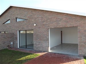 2 Bed Duet in Klein Brak River