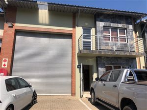 188 m² Industrial space in Commercia
