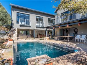 4 Bed House in Helderfontein Estate