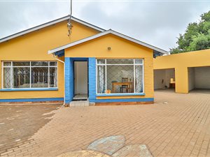 997 m² Office Space in Northmead