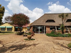 5 Bed House in Denneoord