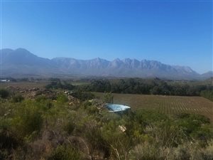1.2 ha Land available in Wolseley