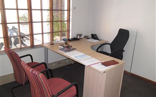9 m² Commercial space in Parkmore