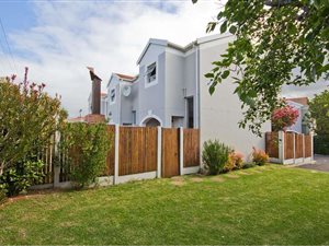 3 Bed Duplex in Diep River
