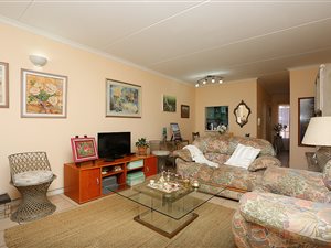 2 Bed Apartment in Radiokop