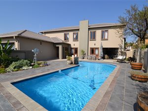 4 Bed House in Willow Acres