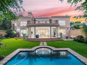 4 Bed House in Bryanston