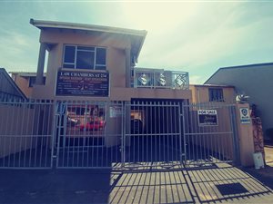 3 Bed House in Westcliff
