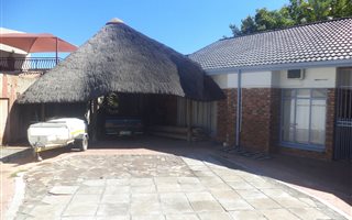 300 m² Office Space in Rustenburg
