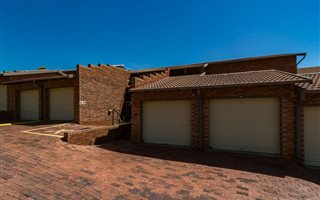 3 Bedroom Apartment in President Ridge