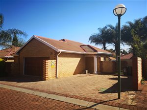 3 Bed House in Eldoraigne