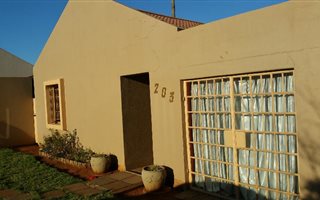 3 Bedroom House in Elandspoort