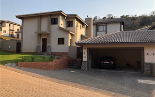 3 Bedroom House in Sonheuwel