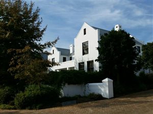 4 Bed House in De Zalze